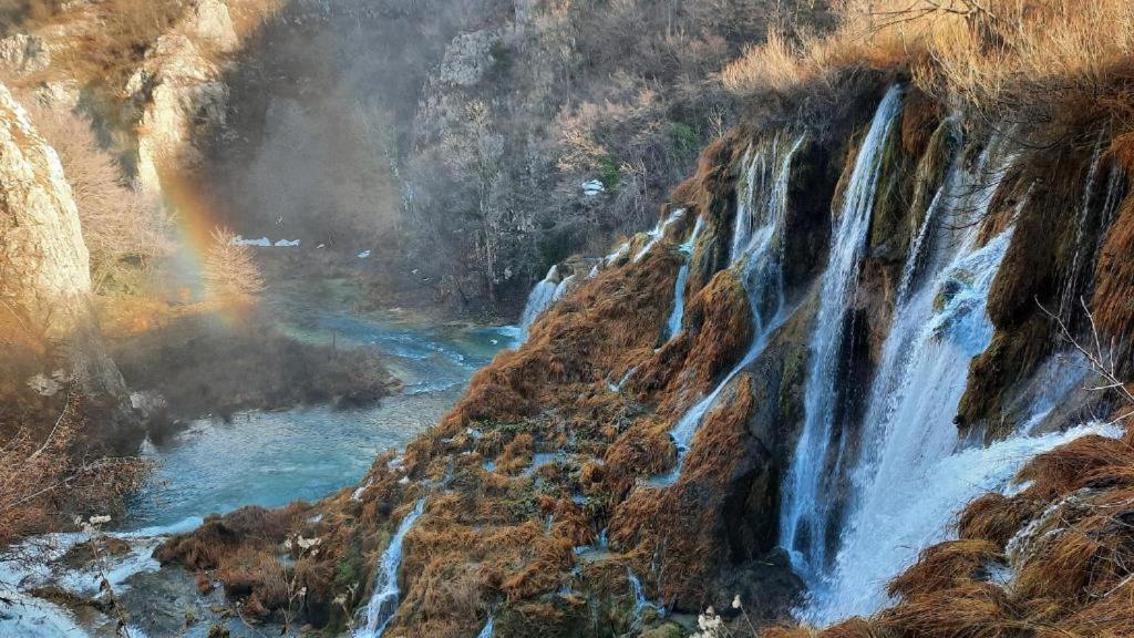 Apartman Black River Plitvicka Jezera Luaran gambar